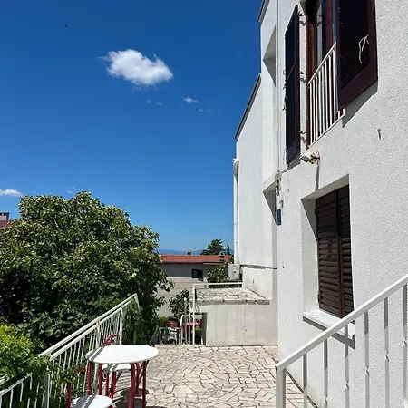 Dunja Appartement *